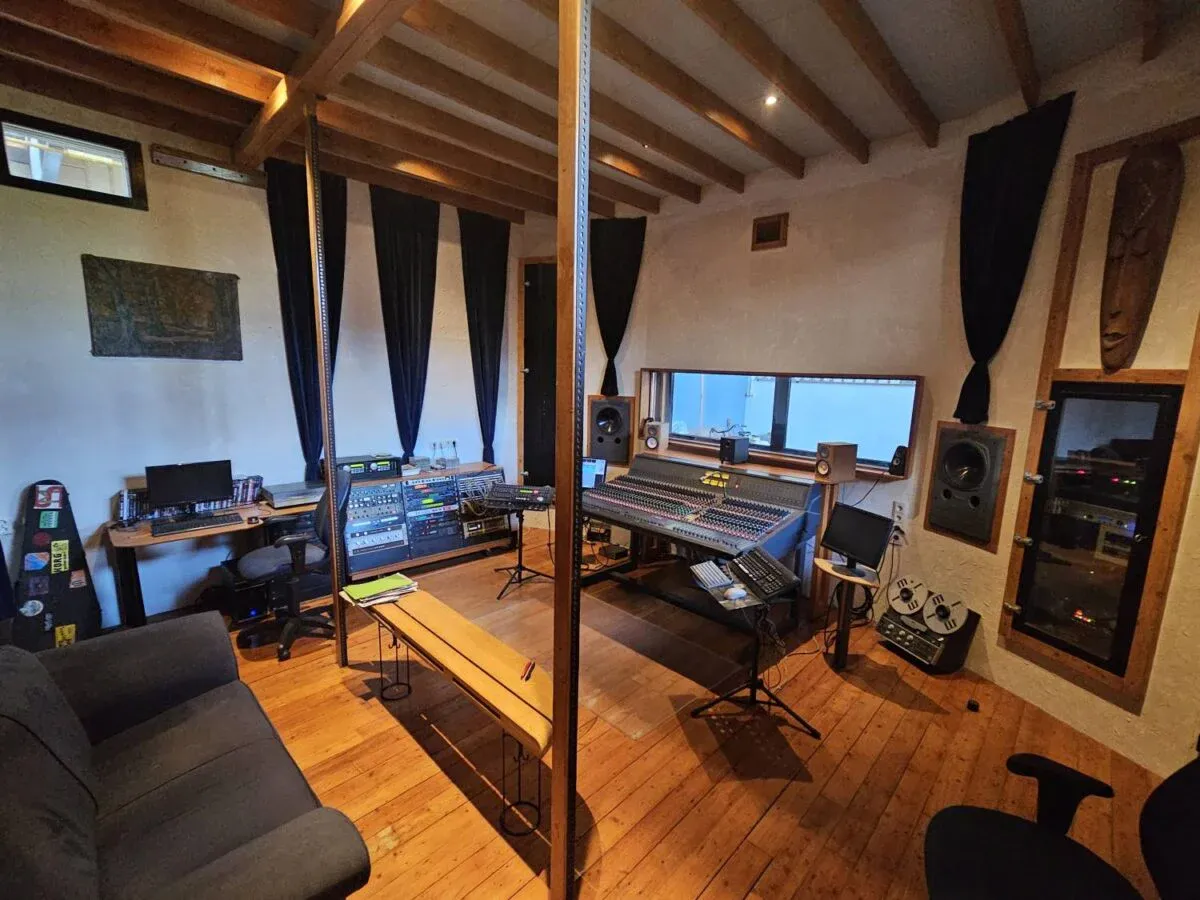 Foto bij de vermelding van Square Wave Studio